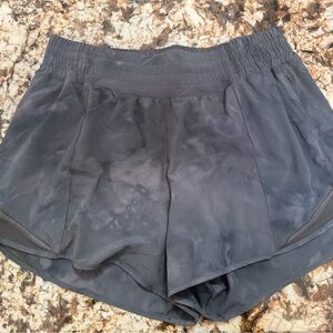 Lululemon Athletica Hotty Hot Short - Size 10